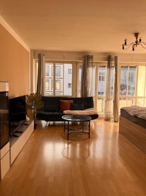 Premium Deluxe Apartment Im Zentrum Lipcse Kültér fotó